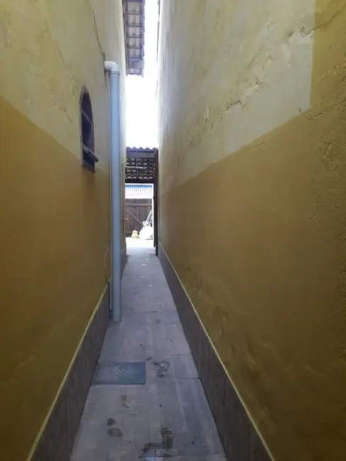 Foto 9 de Casa com 2 quartos à venda, 80m2 em Cabo Frio - RJ