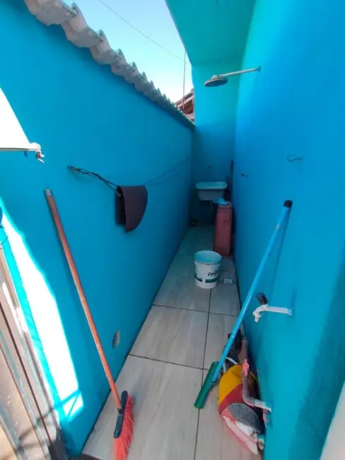 Foto 3 de Casa com 2 quartos à venda, 150m2 em Cabo Frio - RJ