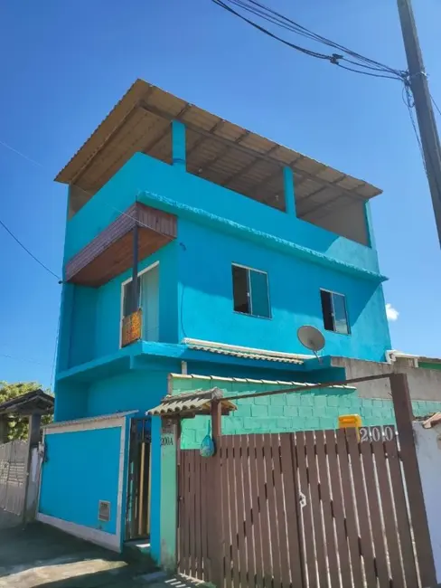 Foto 1 de Casa com 2 quartos à venda, 150m2 em Cabo Frio - RJ