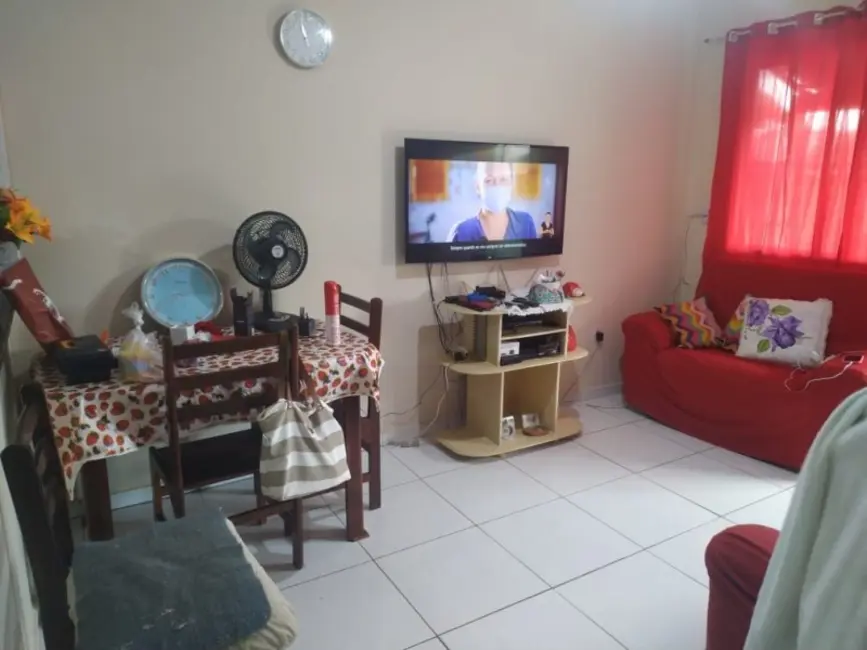 Foto 9 de Casa com 2 quartos à venda, 49m2 em Cabo Frio - RJ
