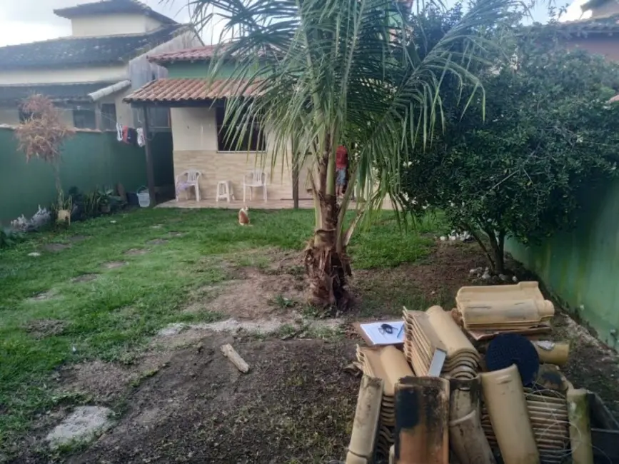 Foto 3 de Casa com 2 quartos à venda, 49m2 em Cabo Frio - RJ