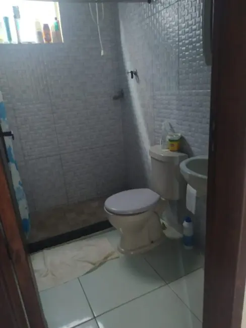 Foto 2 de Casa com 2 quartos à venda, 49m2 em Cabo Frio - RJ