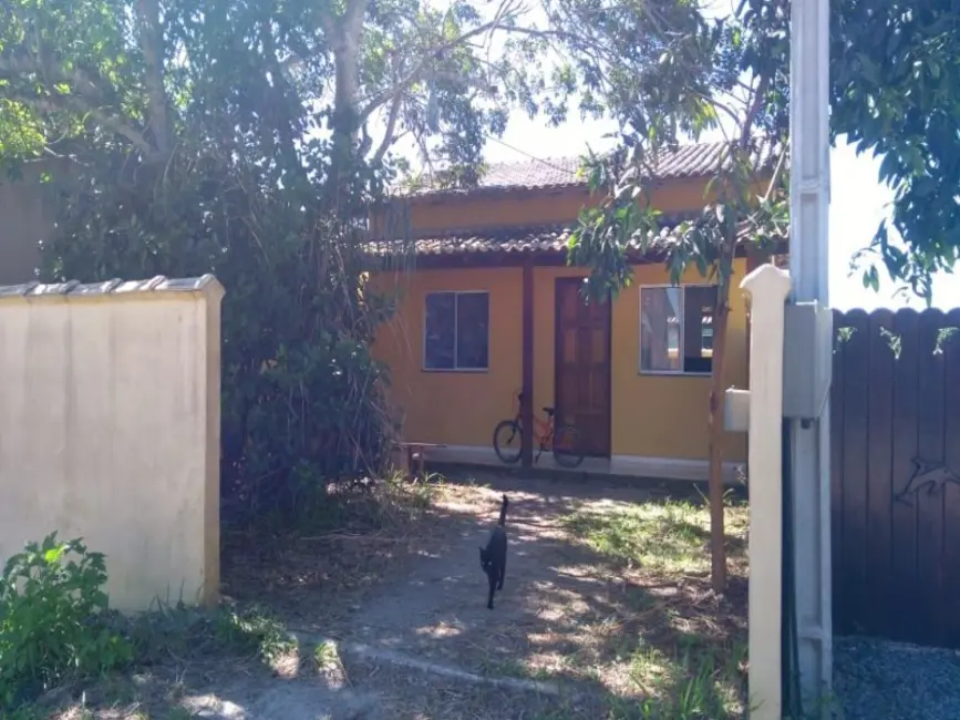Foto 1 de Casa de Condomínio com 2 quartos à venda, 55m2 em Cabo Frio - RJ