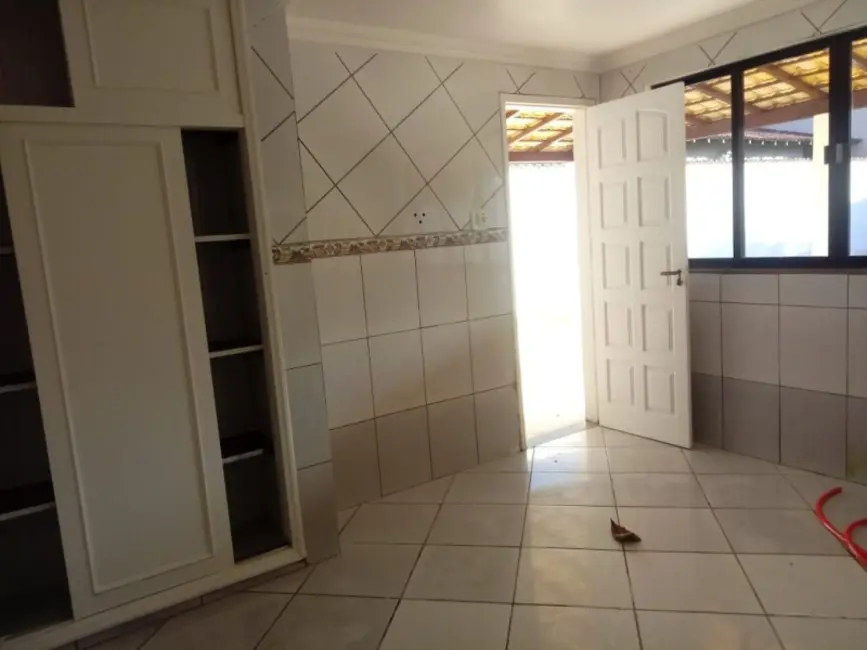 Foto 8 de Casa de Condomínio com 3 quartos à venda, 360m2 em Cabo Frio - RJ