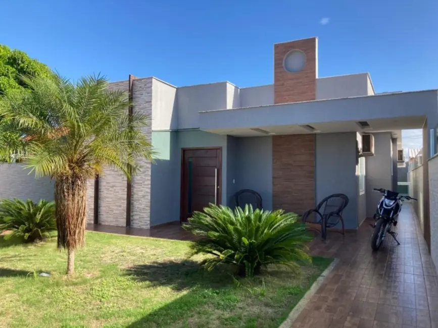 Foto 8 de Casa de Condomínio com 3 quartos à venda, 170m2 em Cabo Frio - RJ