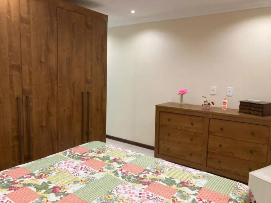 Foto 4 de Casa de Condomínio com 3 quartos à venda, 170m2 em Cabo Frio - RJ