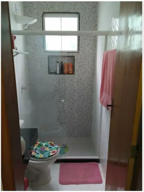 Foto 6 de Casa de Condomínio com 2 quartos à venda, 80m2 em Cabo Frio - RJ