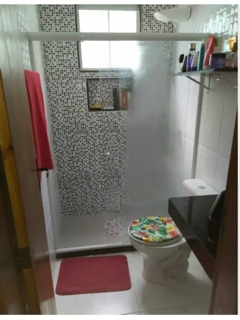 Foto 2 de Casa de Condomínio com 2 quartos à venda, 80m2 em Cabo Frio - RJ