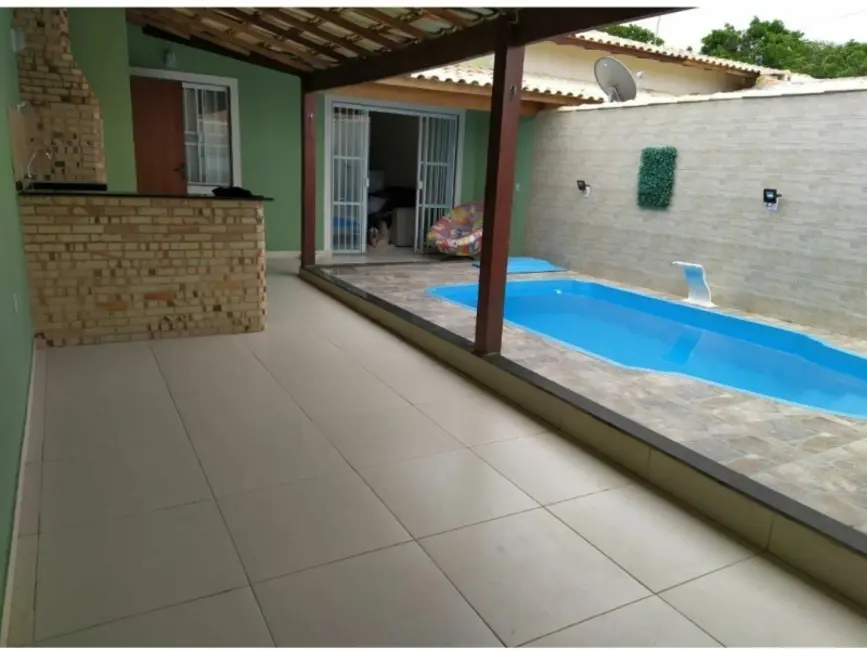 Foto 1 de Casa de Condomínio com 2 quartos à venda, 80m2 em Cabo Frio - RJ