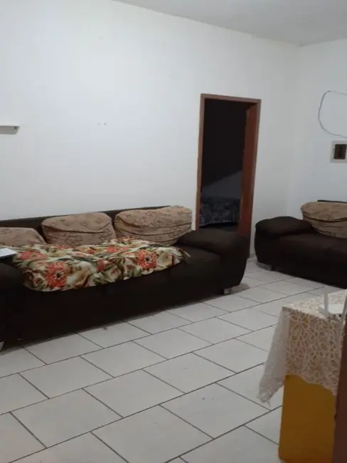 Casa com 1 quarto à venda, 50m2 em Cabo Frio - RJ - imagem 8 Foto 8 de Casa com 1 quarto à venda, 50m2 em Cabo Frio - RJ