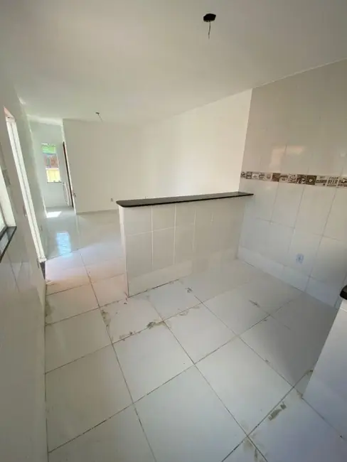 Foto 2 de Casa com 2 quartos à venda, 60m2 em Cabo Frio - RJ