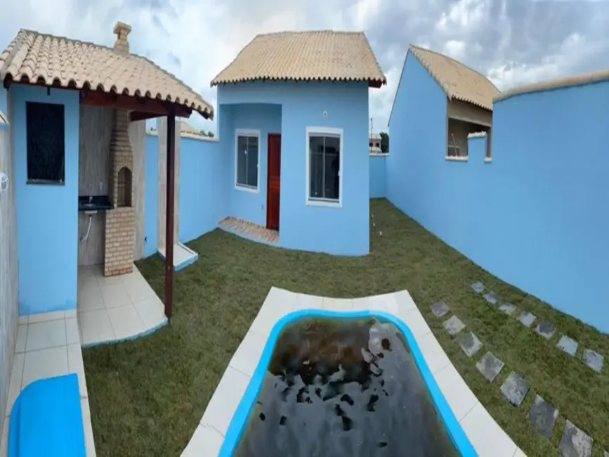 Foto 1 de Casa de Condomínio com 2 quartos à venda, 70m2 em Cabo Frio - RJ