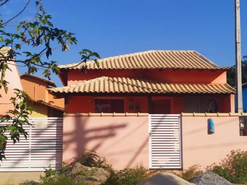 Foto 5 de Casa de Condomínio com 2 quartos à venda, 66m2 em Cabo Frio - RJ