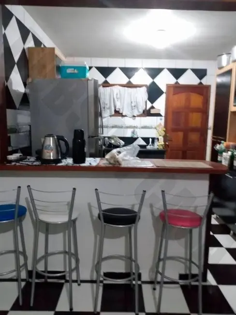 Foto 2 de Casa de Condomínio com 2 quartos à venda, 98m2 em Cabo Frio - RJ