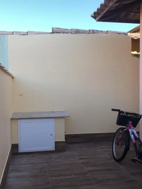 Foto 8 de Casa de Condomínio com 2 quartos à venda, 72m2 em Cabo Frio - RJ