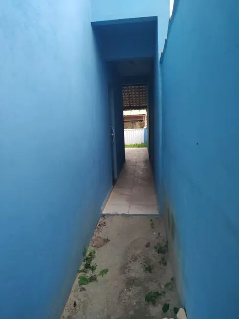 Foto 2 de Casa com 3 quartos à venda, 120m2 em Cabo Frio - RJ