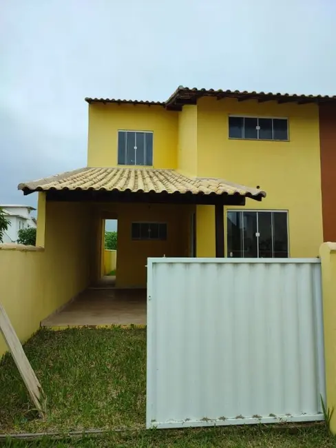 Foto 1 de Casa de Condomínio com 3 quartos à venda, 120m2 em Cabo Frio - RJ