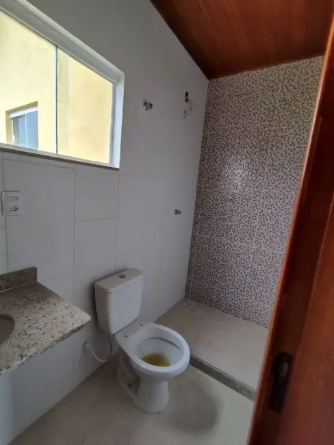 Foto 2 de Casa de Condomínio com 3 quartos à venda, 120m2 em Cabo Frio - RJ