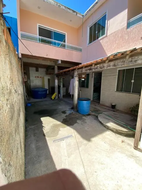 Foto 9 de Casa com 4 quartos à venda, 70m2 em Cabo Frio - RJ