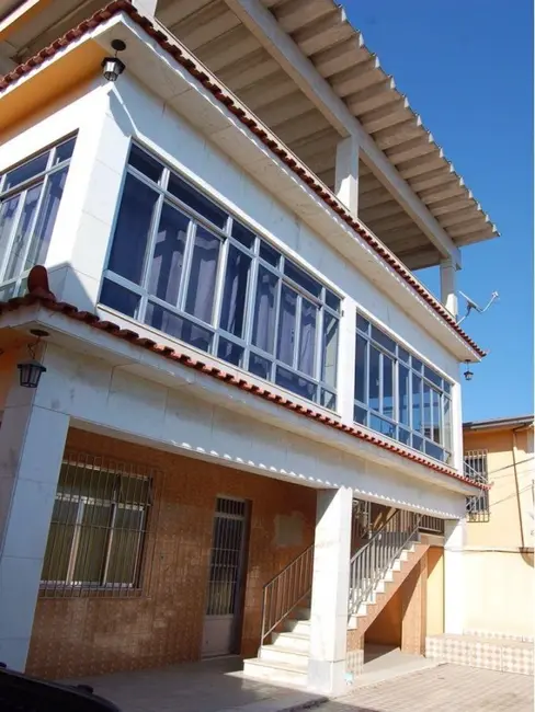 Casa com 2 quartos à venda, 450m2 em Chácaras Rio-Petrópolis, Duque De Caxias - RJ - imagem 3 Foto 3 de Casa com 2 quartos à venda, 450m2 em Chácaras Rio-Petrópolis, Duque De Caxias - RJ