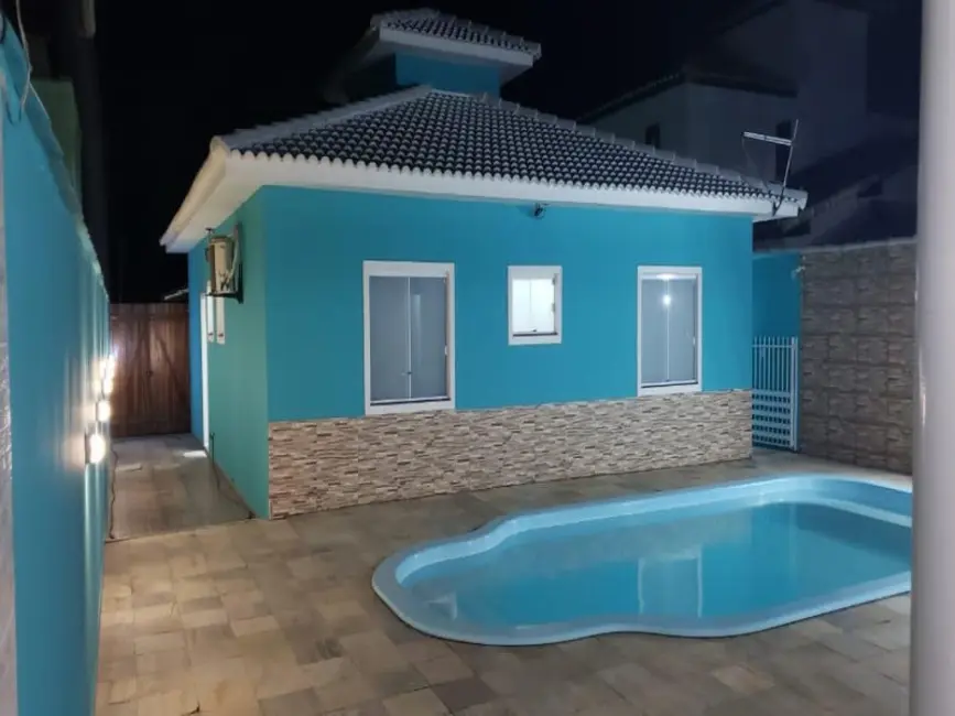 Foto 1 de Casa de Condomínio com 3 quartos à venda, 152m2 em Cabo Frio - RJ