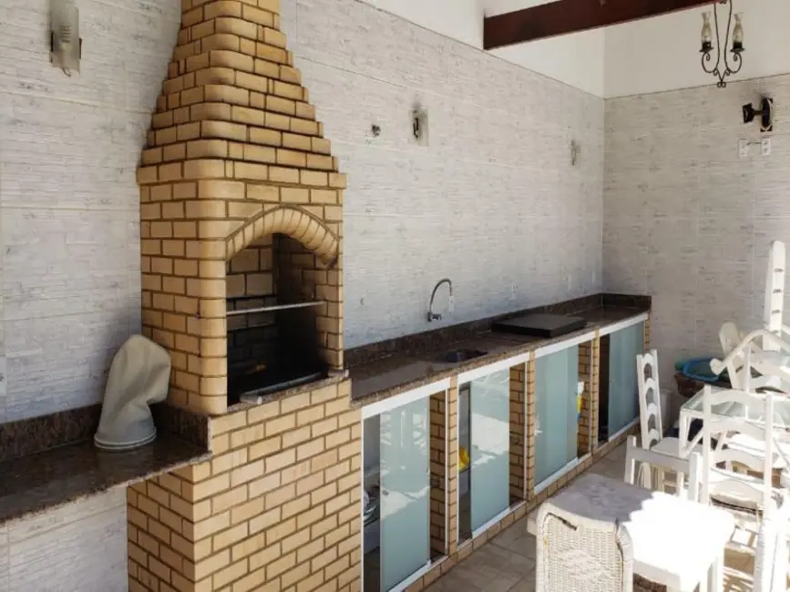 Foto 2 de Casa de Condomínio com 3 quartos à venda, 152m2 em Cabo Frio - RJ