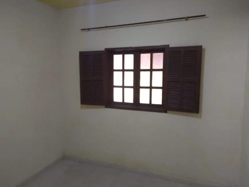 Foto 4 de Casa com 2 quartos à venda, 110m2 em Cabo Frio - RJ