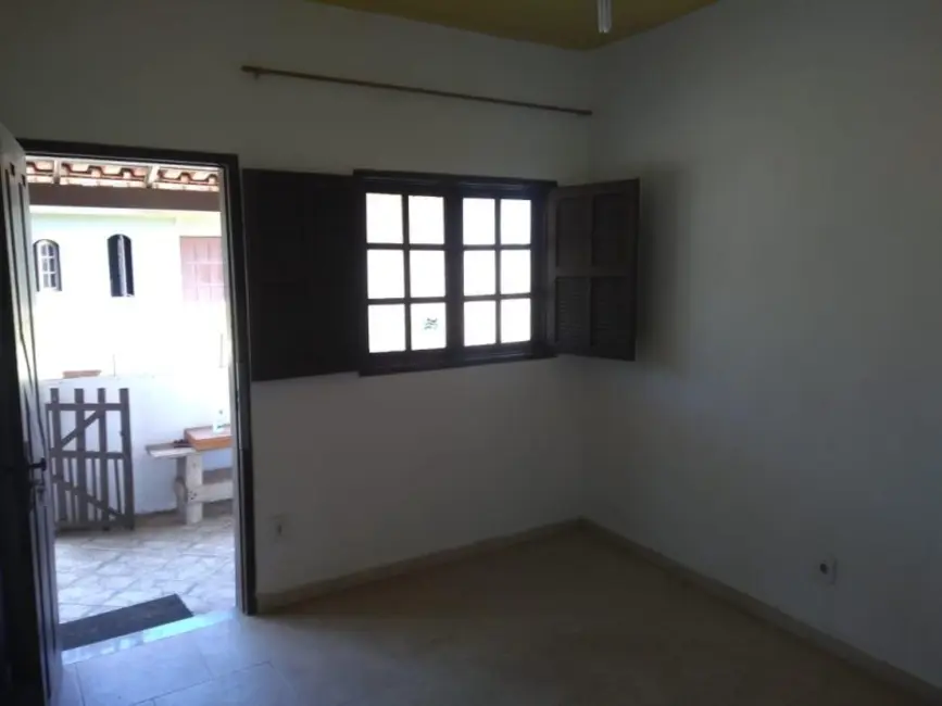 Foto 5 de Casa com 2 quartos à venda, 110m2 em Cabo Frio - RJ