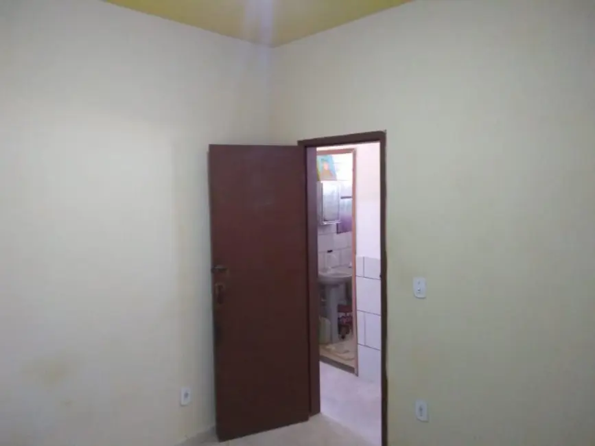 Foto 6 de Casa com 2 quartos à venda, 110m2 em Cabo Frio - RJ