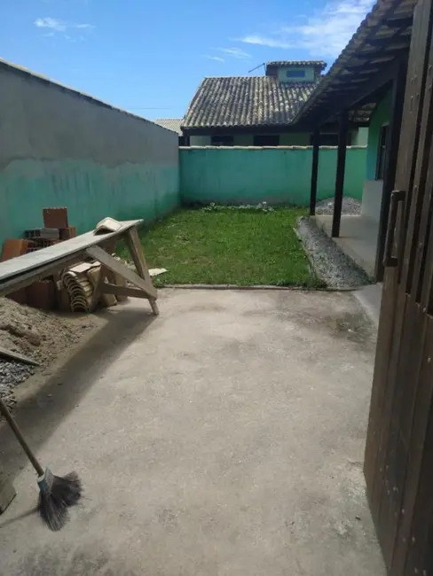 Foto 4 de Casa com 2 quartos à venda, 87m2 em Cabo Frio - RJ