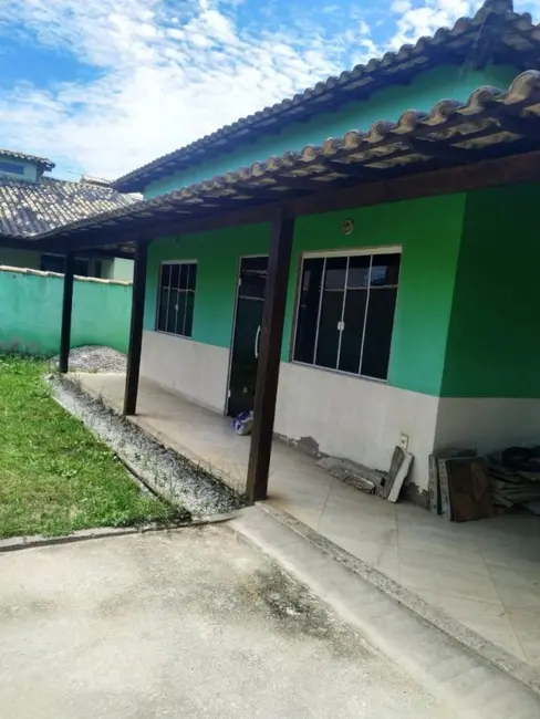 Foto 2 de Casa com 2 quartos à venda, 87m2 em Cabo Frio - RJ
