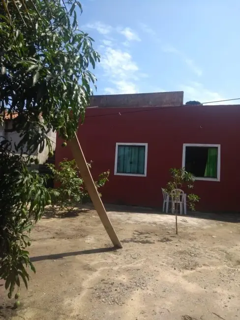 Foto 1 de Casa com 3 quartos à venda, 72m2 em Cabo Frio - RJ