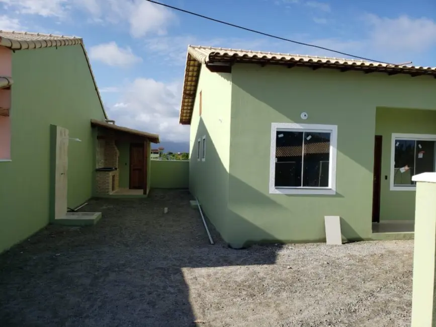 Foto 1 de Casa de Condomínio com 2 quartos à venda, 59m2 em Cabo Frio - RJ