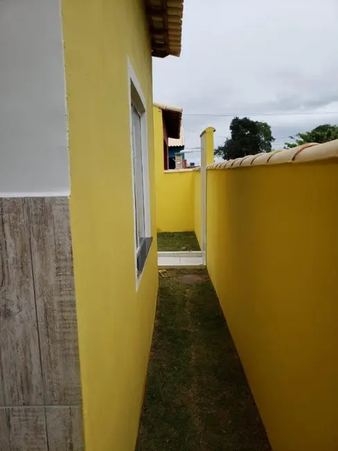 Foto 4 de Casa de Condomínio com 2 quartos à venda, 53m2 em Cabo Frio - RJ
