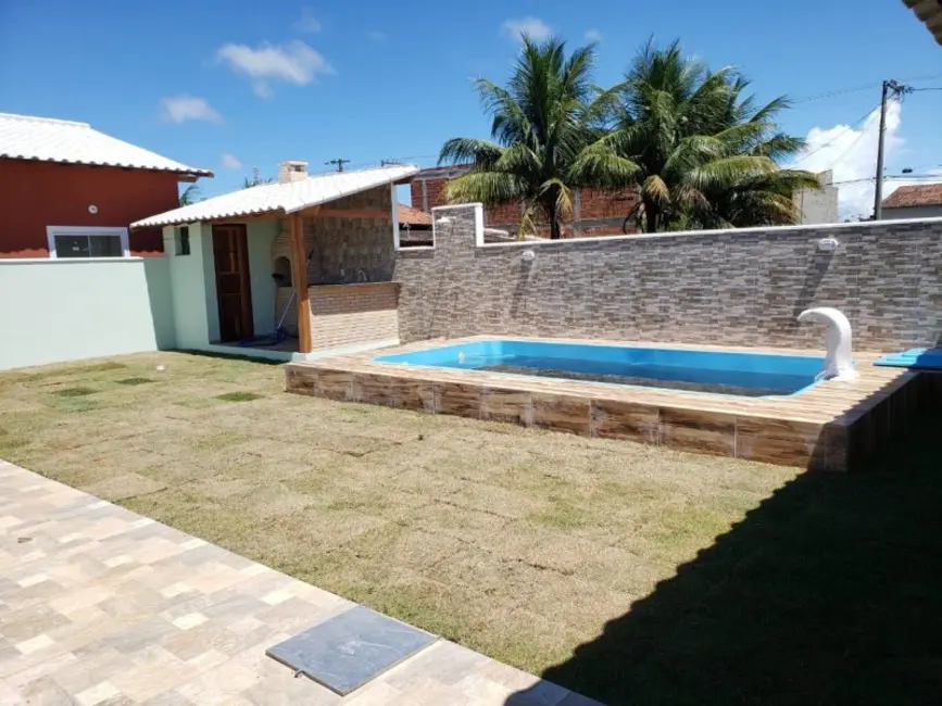 Casa de Condomínio com 2 quartos à venda, 95m2 em Cabo Frio - RJ - imagem 2 Foto 2 de Casa de Condomínio com 2 quartos à venda, 95m2 em Cabo Frio - RJ