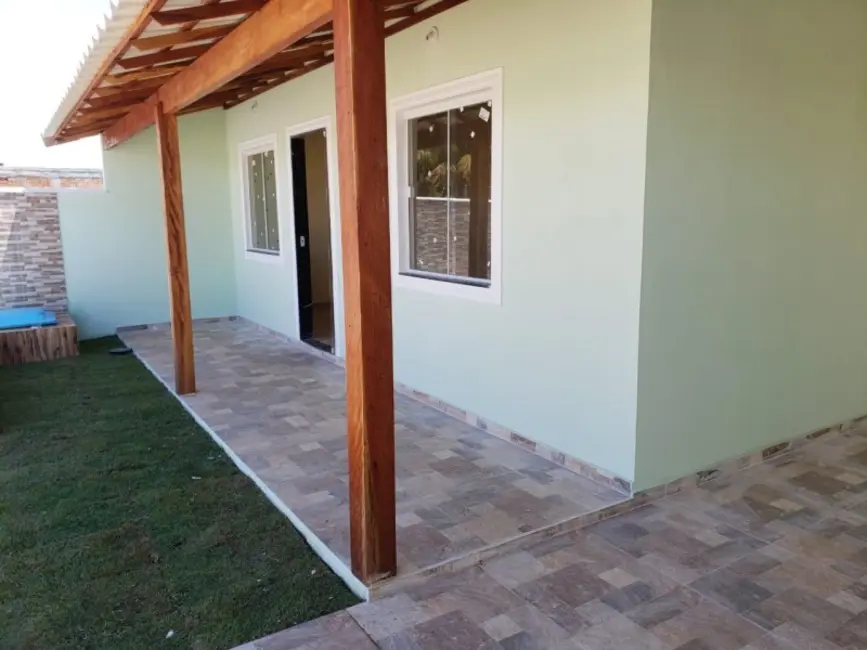 Casa de Condomínio com 2 quartos à venda, 95m2 em Cabo Frio - RJ - imagem 4 Foto 4 de Casa de Condomínio com 2 quartos à venda, 95m2 em Cabo Frio - RJ