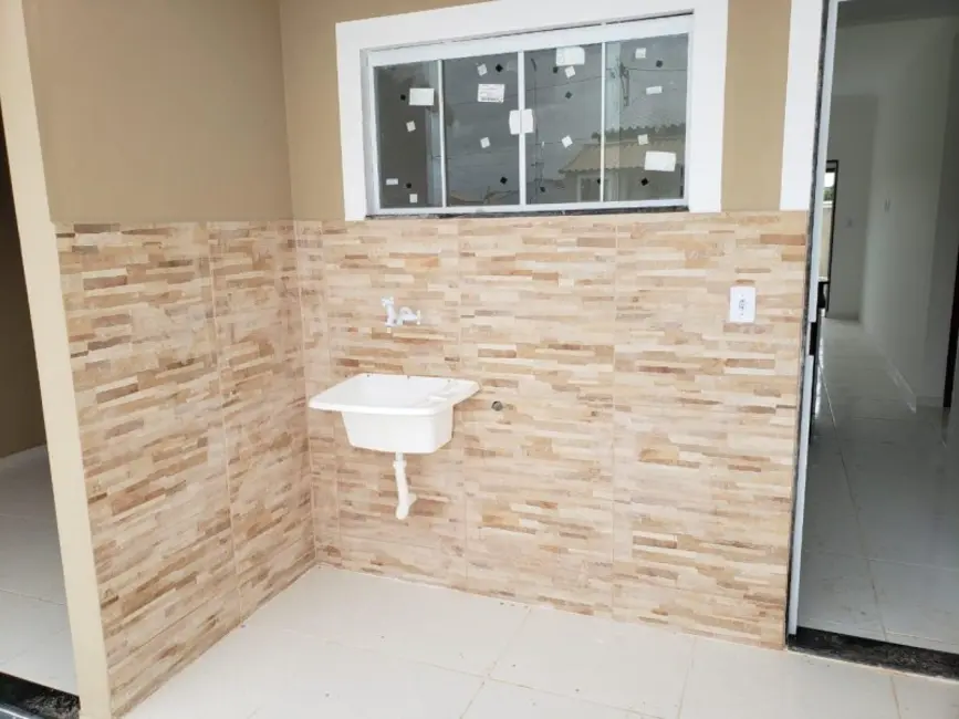 Foto 9 de Casa de Condomínio com 2 quartos à venda, 100m2 em Cabo Frio - RJ