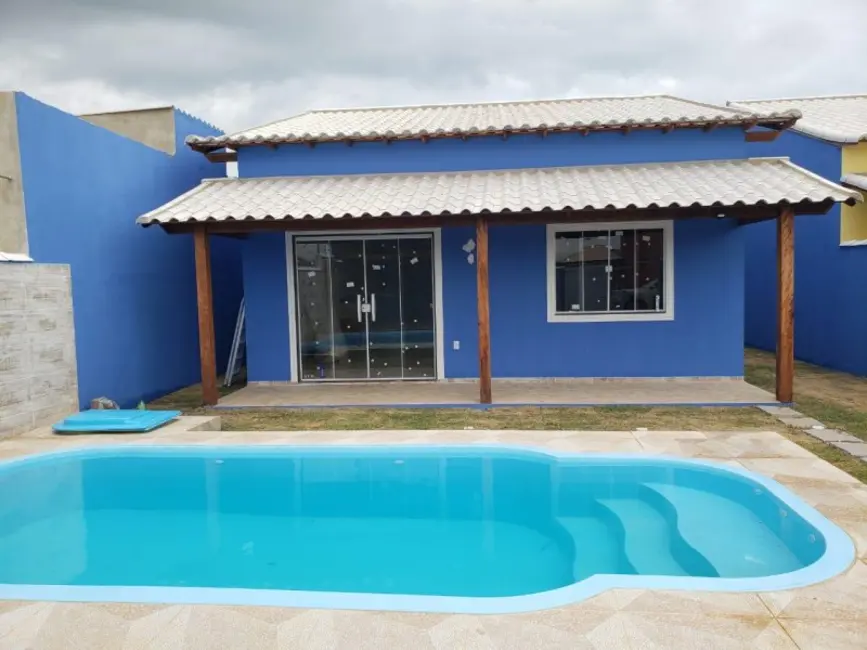 Foto 1 de Casa de Condomínio com 3 quartos à venda, 90m2 em Cabo Frio - RJ