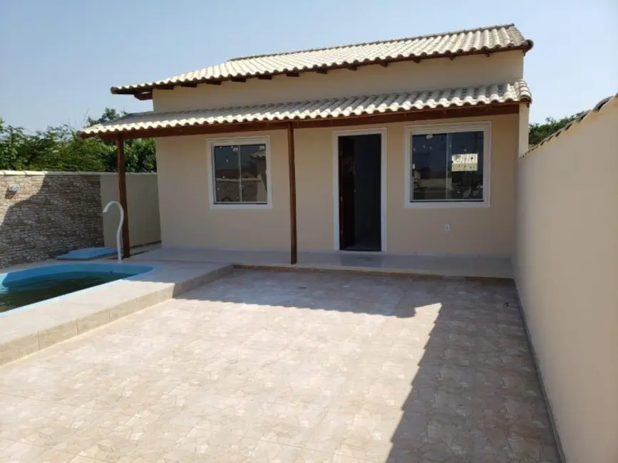 Casa de Condomínio com 2 quartos à venda, 59m2 em Cabo Frio - RJ - imagem 3 Foto 3 de Casa de Condomínio com 2 quartos à venda, 59m2 em Cabo Frio - RJ