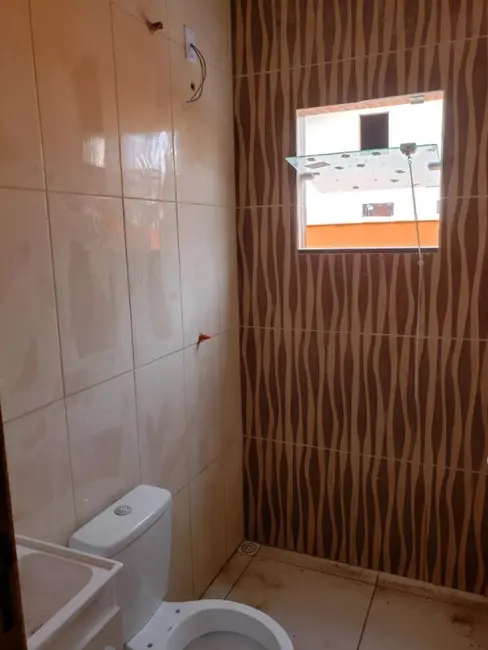 Foto 3 de Casa de Condomínio com 2 quartos à venda, 100m2 em Cabo Frio - RJ