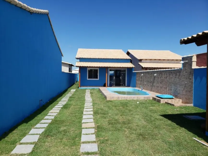 Foto 1 de Casa de Condomínio com 2 quartos à venda, 81m2 em Cabo Frio - RJ