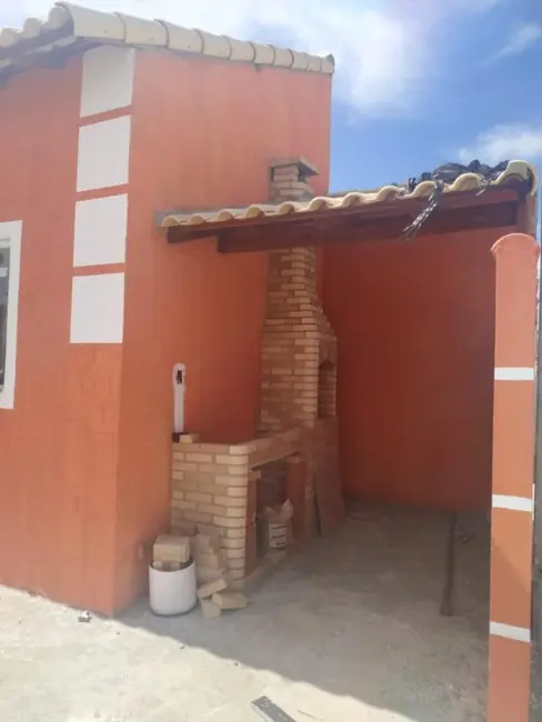 Foto 2 de Casa com 1 quarto à venda, 36m2 em Cabo Frio - RJ