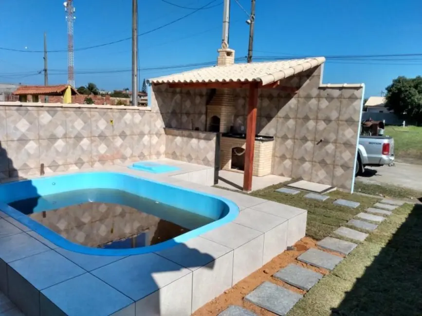 Foto 2 de Casa de Condomínio com 2 quartos à venda, 54m2 em Cabo Frio - RJ