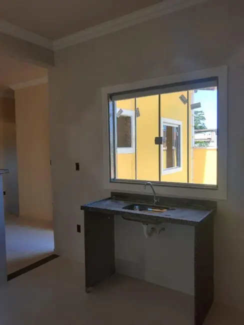 Casa de Condomínio com 1 quarto à venda, 33m2 em Cabo Frio - RJ - imagem 4 Foto 4 de Casa de Condomínio com 1 quarto à venda, 33m2 em Cabo Frio - RJ