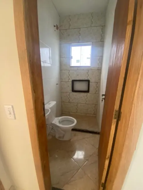 Foto 4 de Casa com 2 quartos à venda, 70m2 em Cabo Frio - RJ