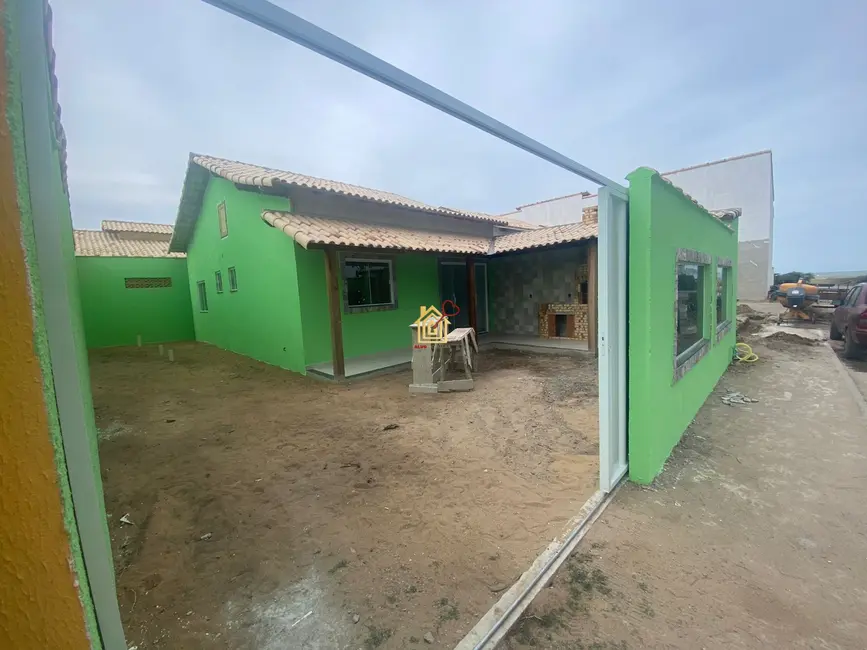 Foto 1 de Casa com 2 quartos à venda, 70m2 em Cabo Frio - RJ