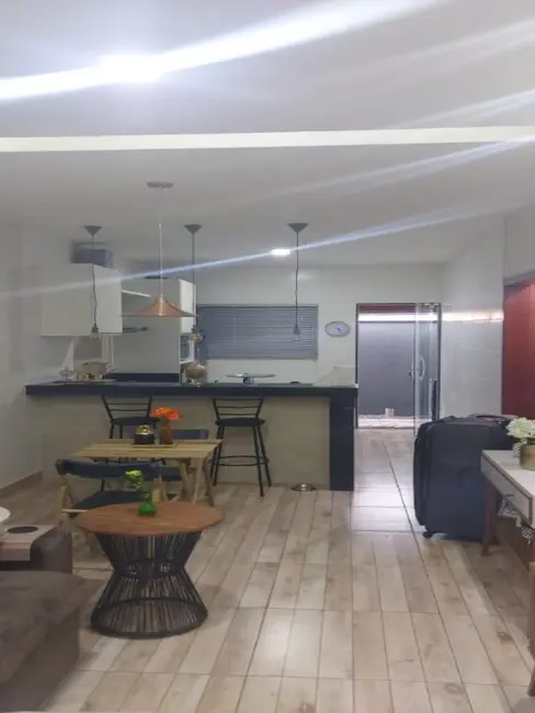 Foto 6 de Casa de Condomínio com 2 quartos à venda, 90m2 em Cabo Frio - RJ