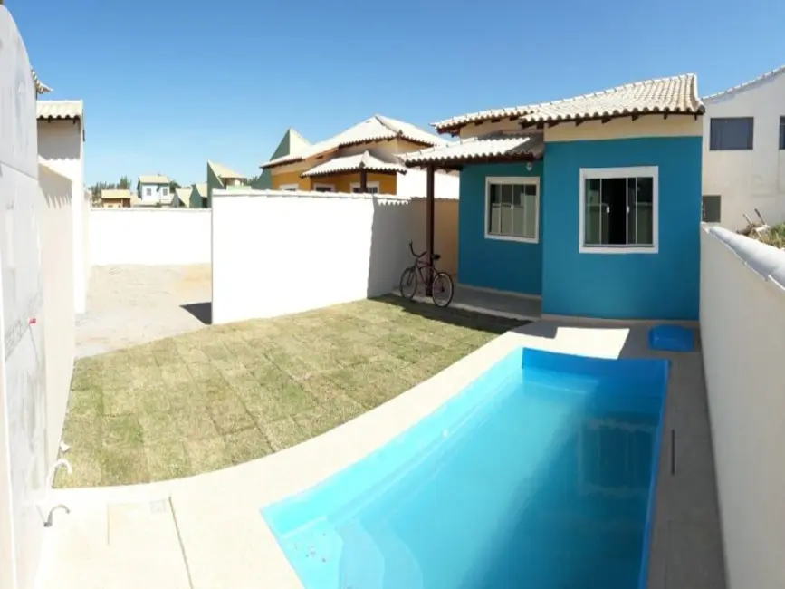 Foto 1 de Casa de Condomínio com 2 quartos à venda, 58m2 em Cabo Frio - RJ