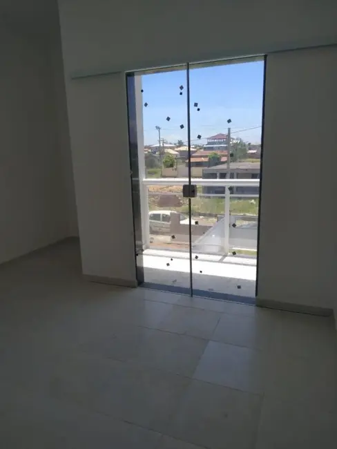 Foto 3 de Casa de Condomínio com 2 quartos à venda, 75m2 em Cabo Frio - RJ