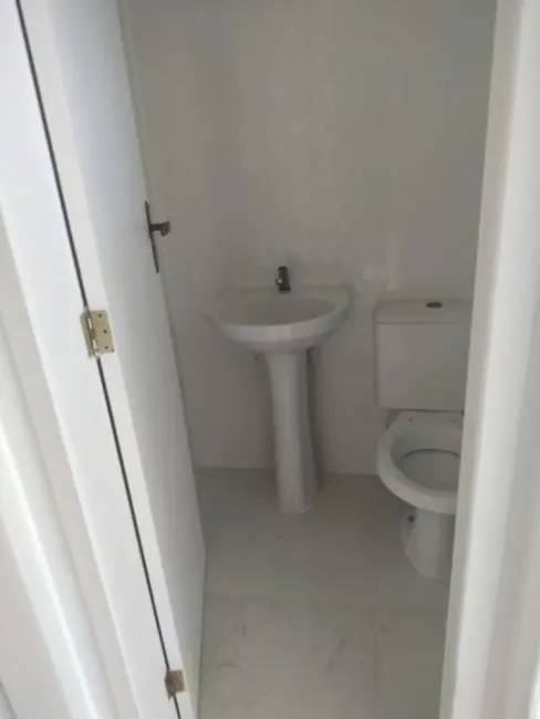 Foto 9 de Casa com 2 quartos à venda, 75m2 em Cabo Frio - RJ